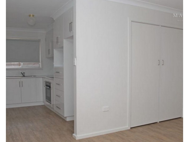 1/2 Graham Street, Lake Albert NSW 2650