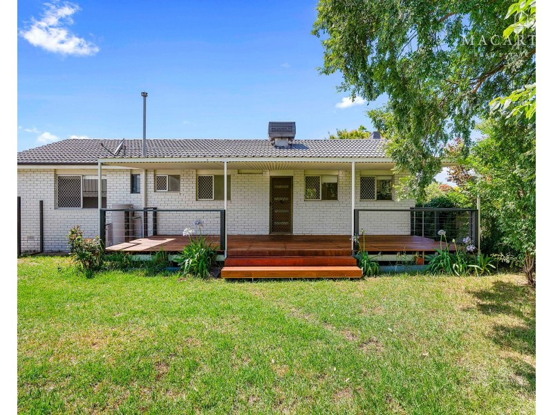 30 Macarthur Street, Ashmont NSW 2650