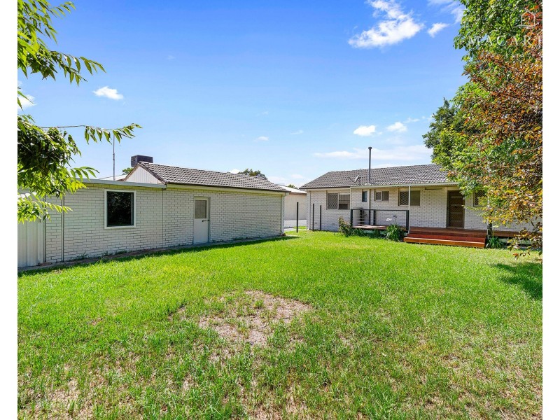 30 Macarthur Street, Ashmont NSW 2650