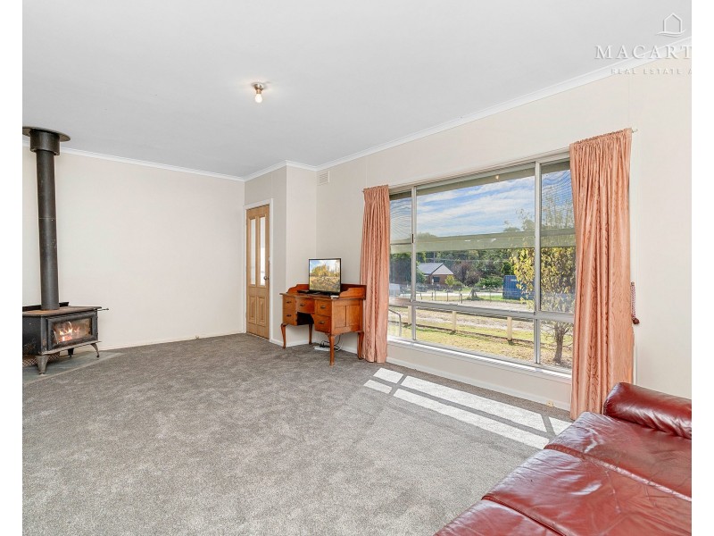 35 Spring Street, Tarcutta NSW 2652
