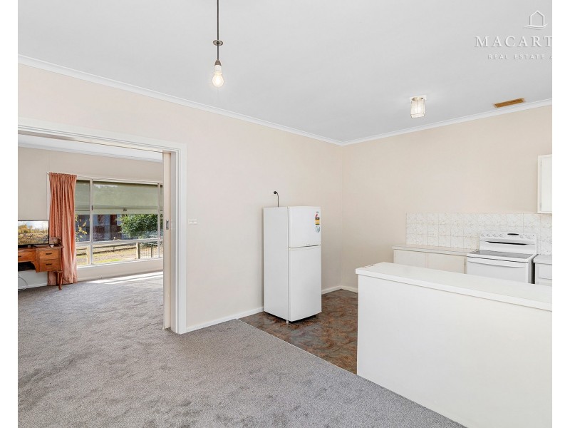 35 Spring Street, Tarcutta NSW 2652