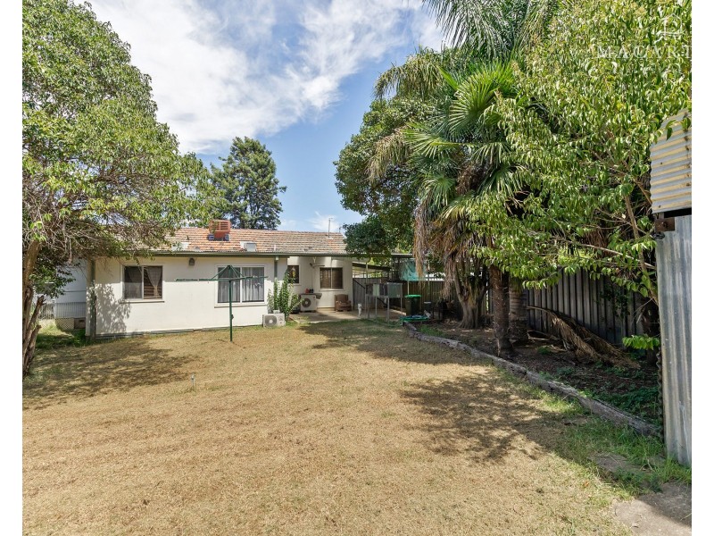47 Stanley Street, Kooringal NSW 2650
