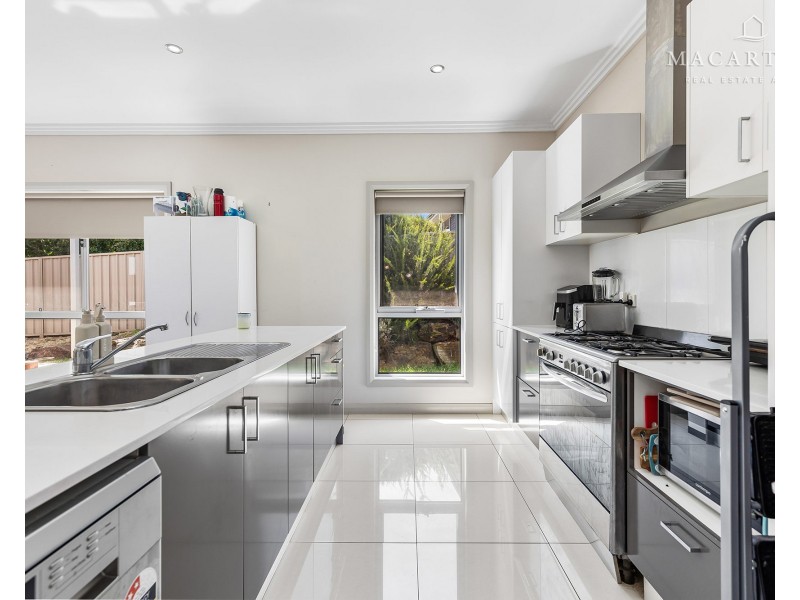 2/7 Burrundulla Road, Bourkelands NSW 2650