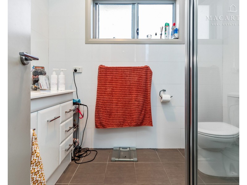 2/7 Burrundulla Road, Bourkelands NSW 2650