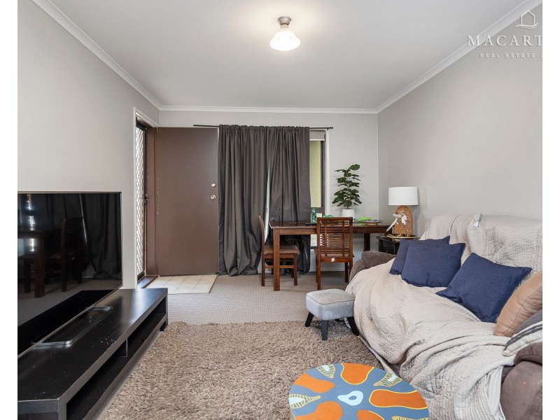 4/272 Fernleigh Road, Ashmont NSW 2650