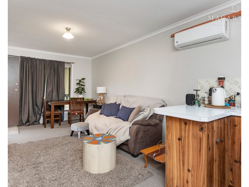 4/272 Fernleigh Road, Ashmont NSW 2650