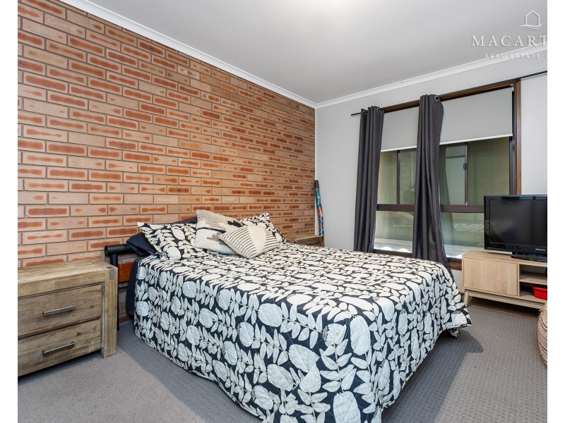 4/272 Fernleigh Road, Ashmont NSW 2650