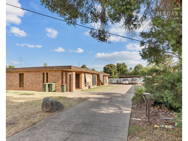 4/272 Fernleigh Road, Ashmont NSW 2650