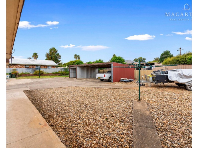 3/270 Fernleigh Road, Mount Austin NSW 2650