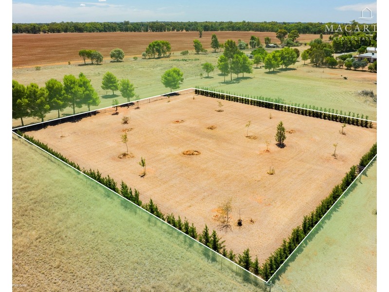 15-19 Hall Street, Ganmain NSW 2702