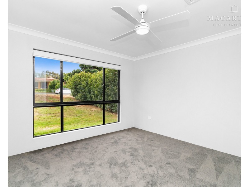 10 Walana Crescent, Kooringal NSW 2650