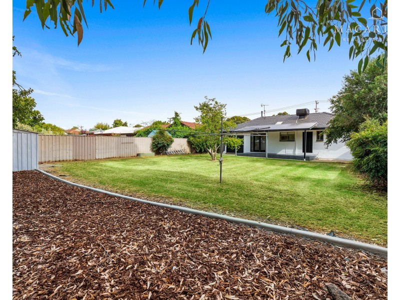 10 Walana Crescent, Kooringal NSW 2650