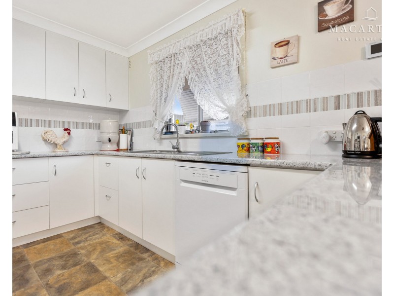 7 Cox Avenue, Forest Hill NSW 2651