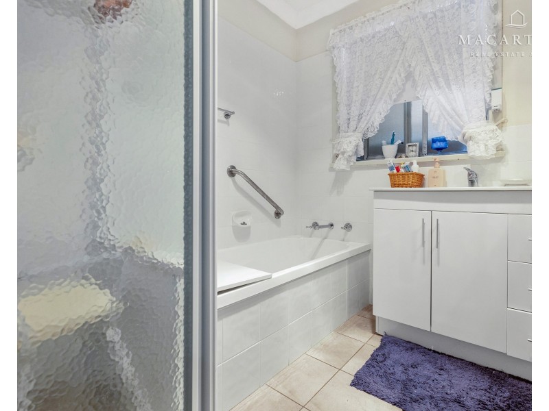 7 Cox Avenue, Forest Hill NSW 2651