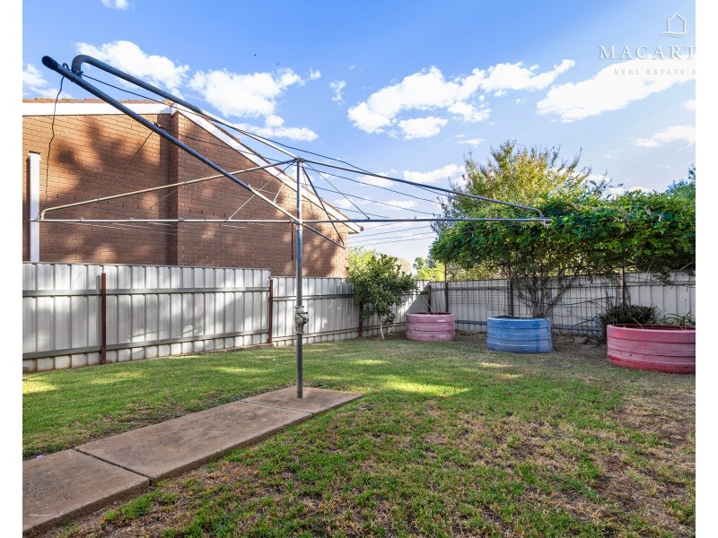 7 Cox Avenue, Forest Hill NSW 2651