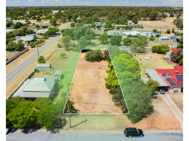 33 Menangle Street, Ganmain NSW 2702