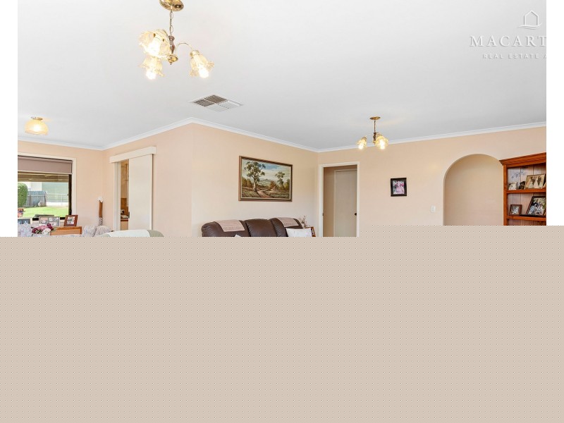 163 Cowabbie Street, Coolamon NSW 2701