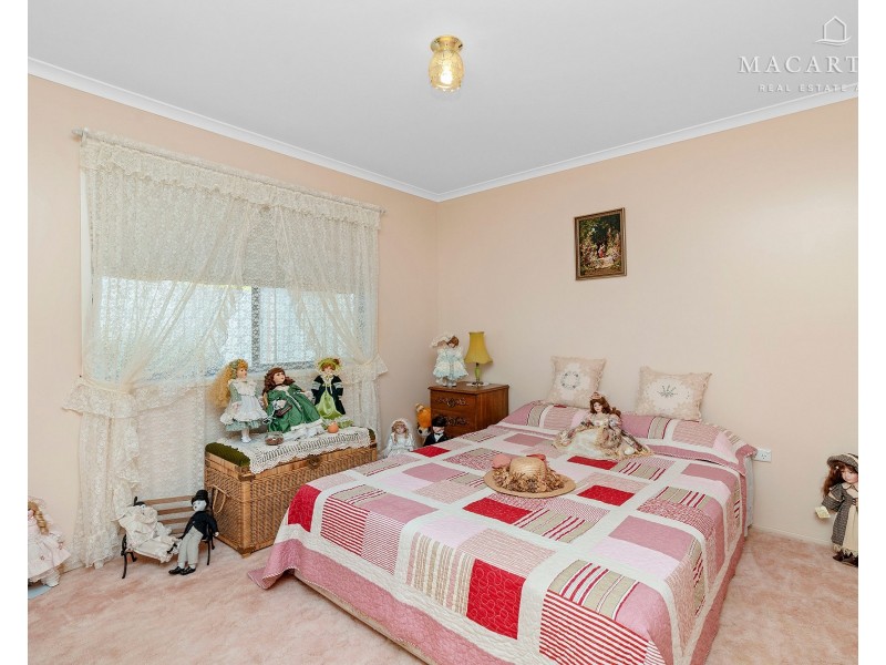 163 Cowabbie Street, Coolamon NSW 2701