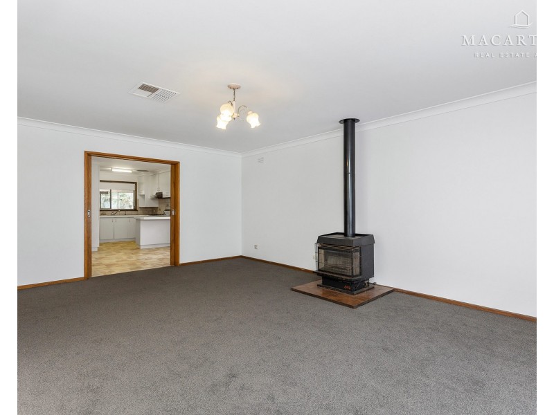 65 Fay Avenue, Kooringal NSW 2650