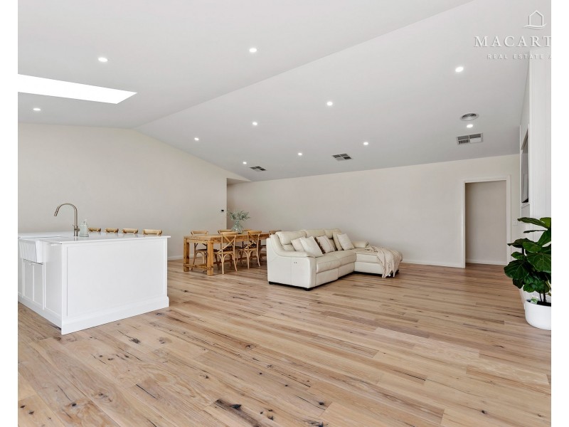 126 Muttama Parade, Gobbagombalin NSW 2650