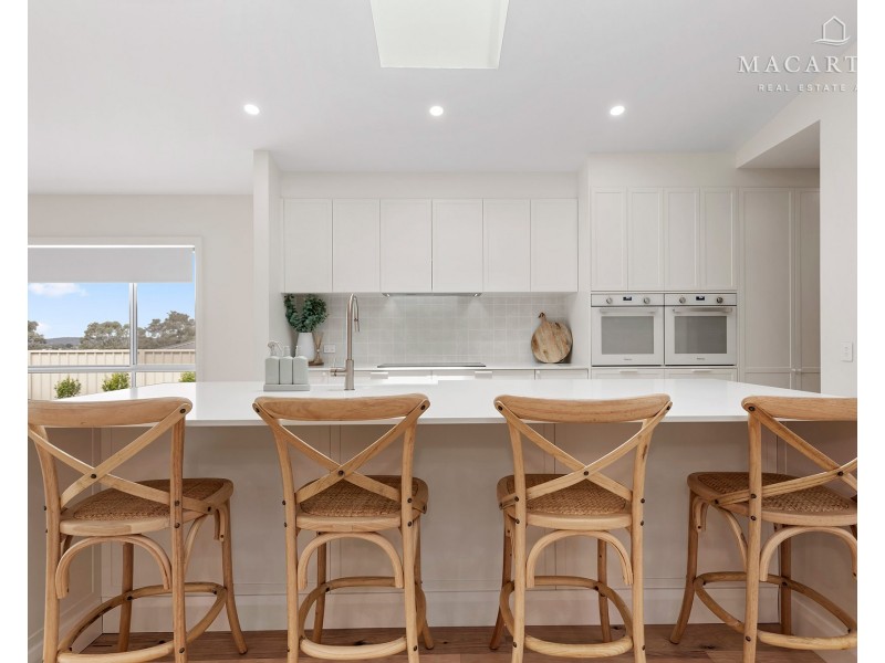 126 Muttama Parade, Gobbagombalin NSW 2650