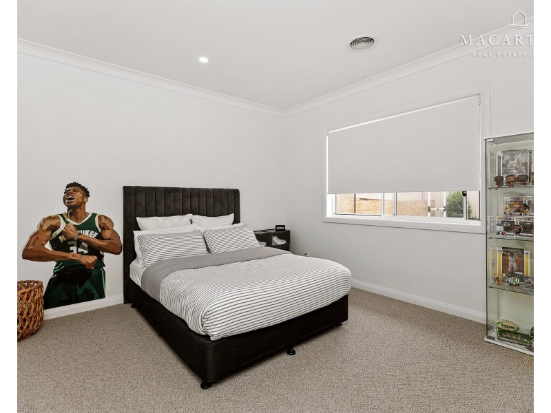 126 Muttama Parade, Gobbagombalin NSW 2650