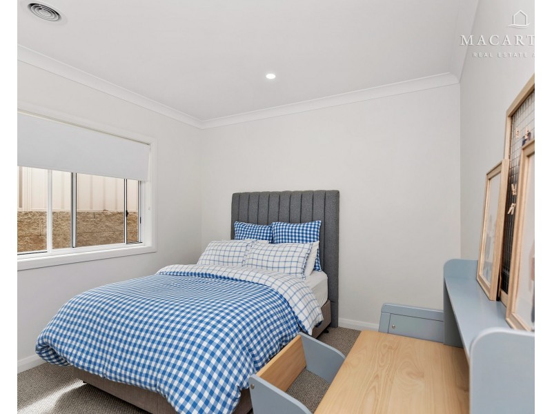 126 Muttama Parade, Gobbagombalin NSW 2650
