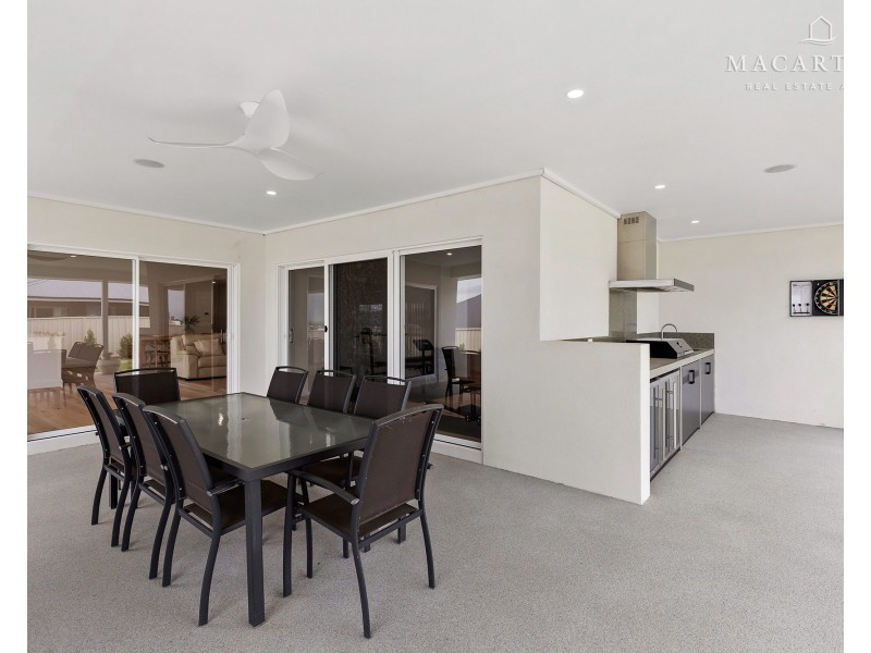 126 Muttama Parade, Gobbagombalin NSW 2650