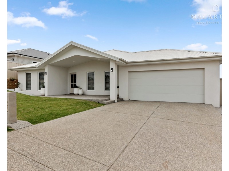 126 Muttama Parade, Gobbagombalin NSW 2650