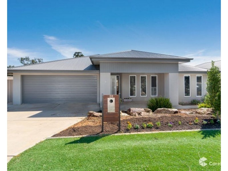 26 Barton Avenue, Lloyd NSW 2650