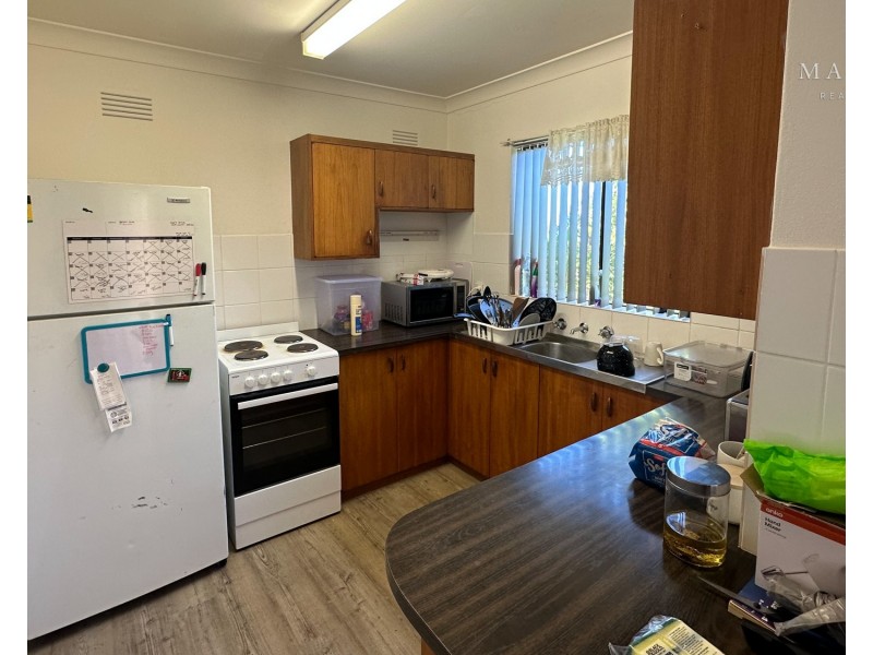 7/9 Henschke Avenue, Tolland NSW 2650