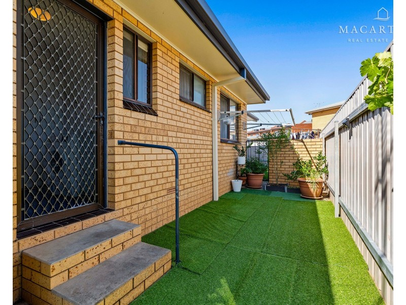 4/2 Vestey Street, Wagga Wagga NSW 2650