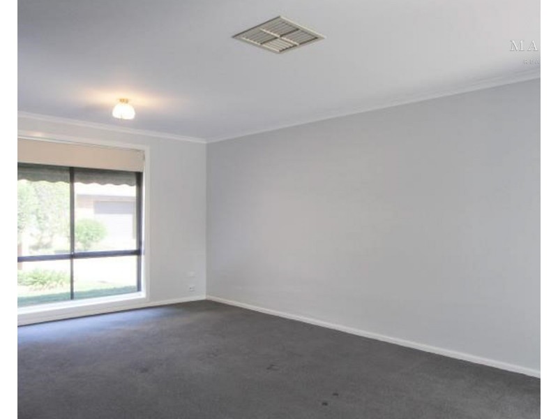 3/3 Leena Place, Wagga Wagga NSW 2650