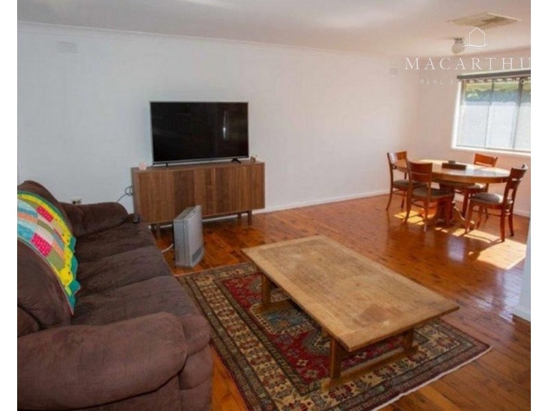 18 Malumba Crescent, Kooringal NSW 2650