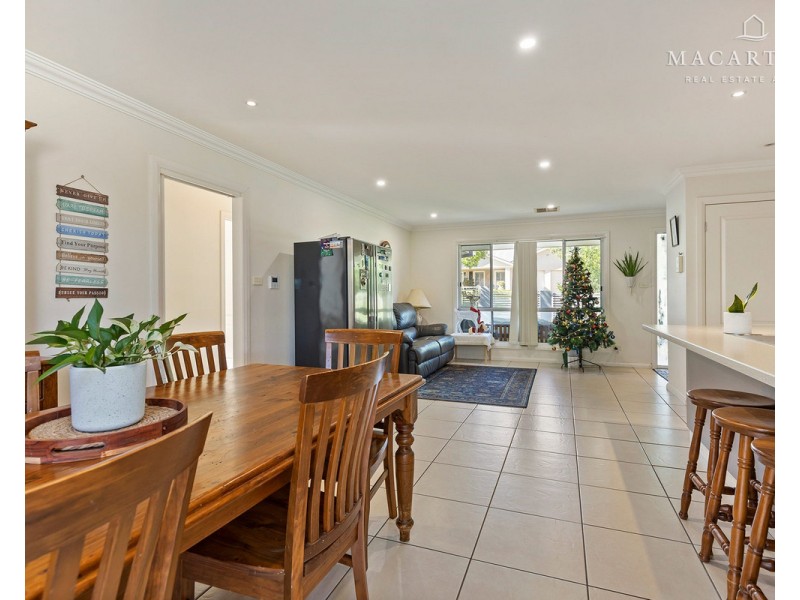 1/3 Bogong Crescent, Tatton NSW 2650