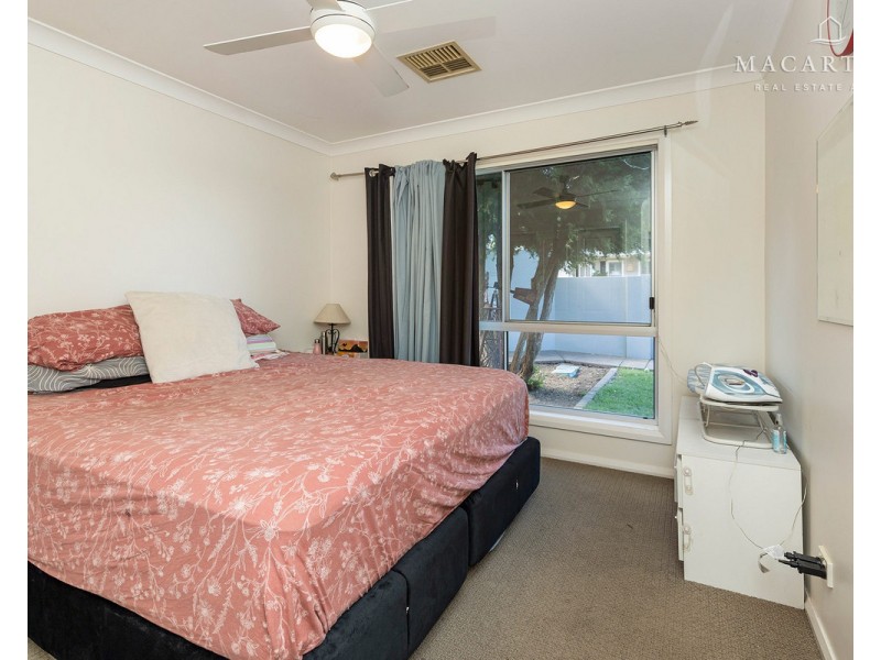 1/3 Bogong Crescent, Tatton NSW 2650