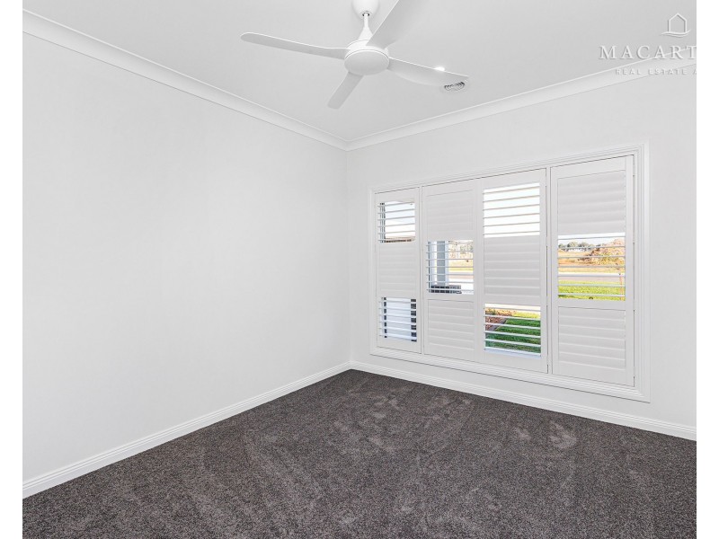 24 Flintwood Street, Forest Hill NSW 2651