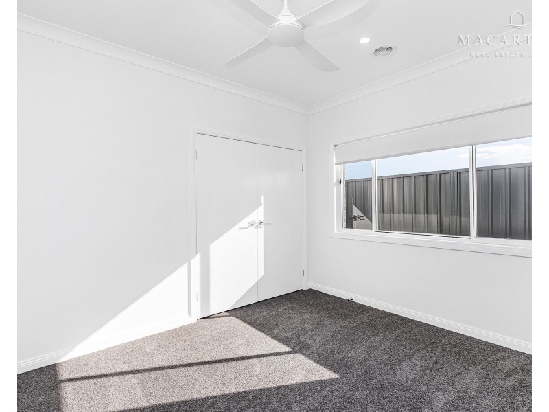 24 Flintwood Street, Forest Hill NSW 2651