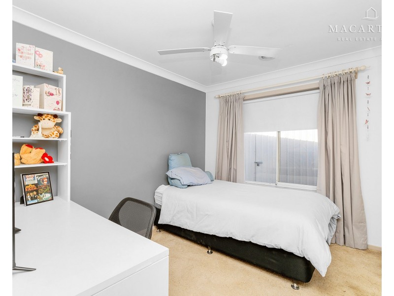 78 Balmoral Crescent, Lake Albert NSW 2650