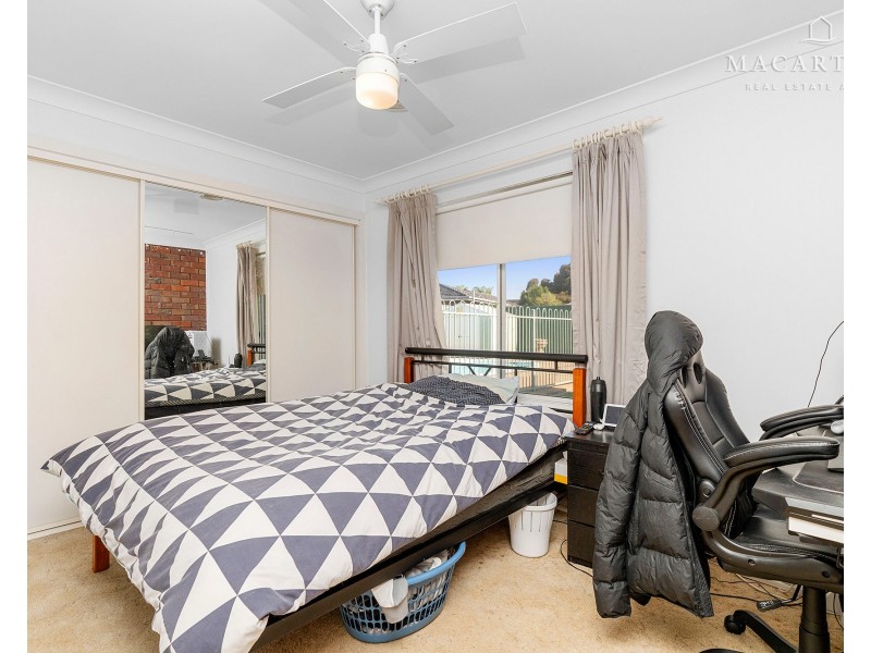 78 Balmoral Crescent, Lake Albert NSW 2650