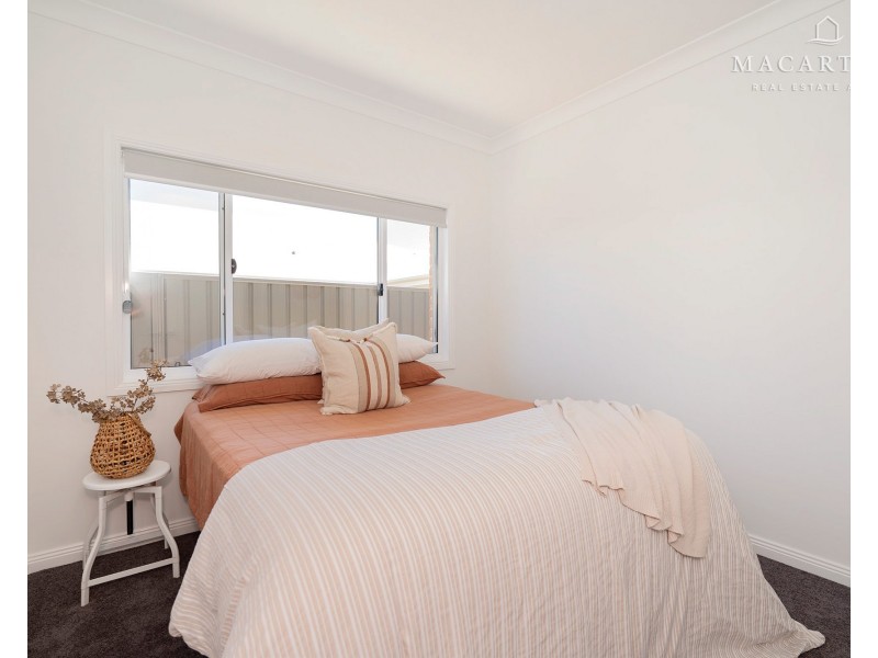 19 Lacebark Drive, Forest Hill NSW 2651