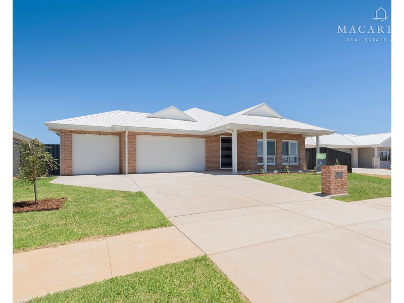 19 Lacebark Drive, Forest Hill NSW 2651