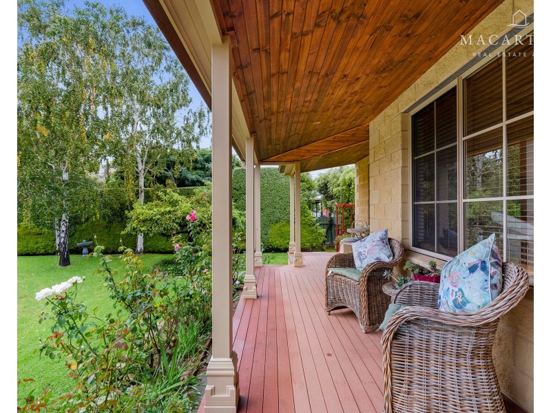 43 Alfred Street, Oura NSW 2650