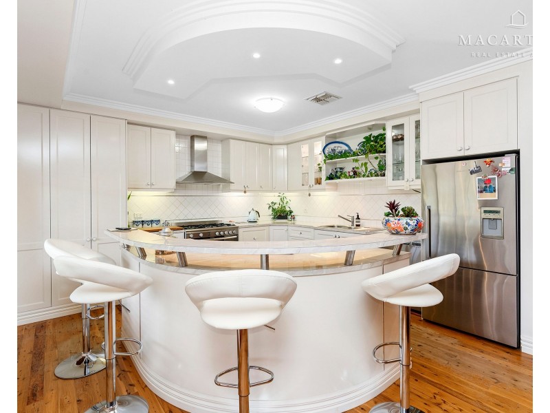 43 Alfred Street, Oura NSW 2650