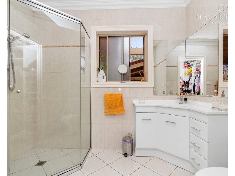 43 Alfred Street, Oura NSW 2650