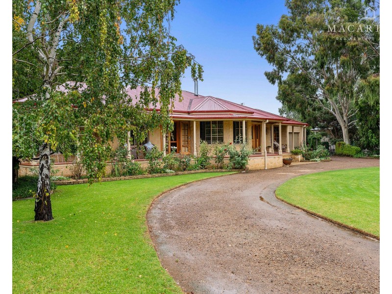 43 Alfred Street, Oura NSW 2650