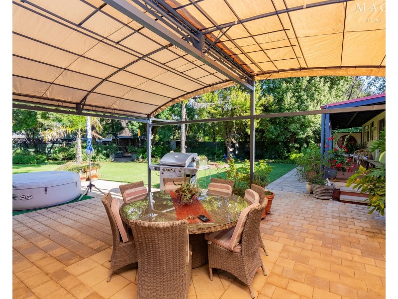 43 Alfred Street, Oura NSW 2650