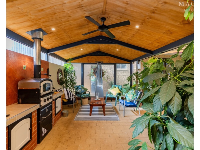 43 Alfred Street, Oura NSW 2650