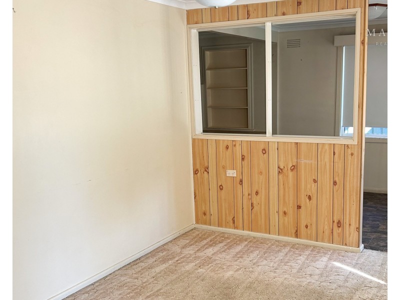 38 Jack Avenue, Mount Austin NSW 2650