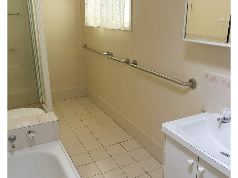 38 Jack Avenue, Mount Austin NSW 2650